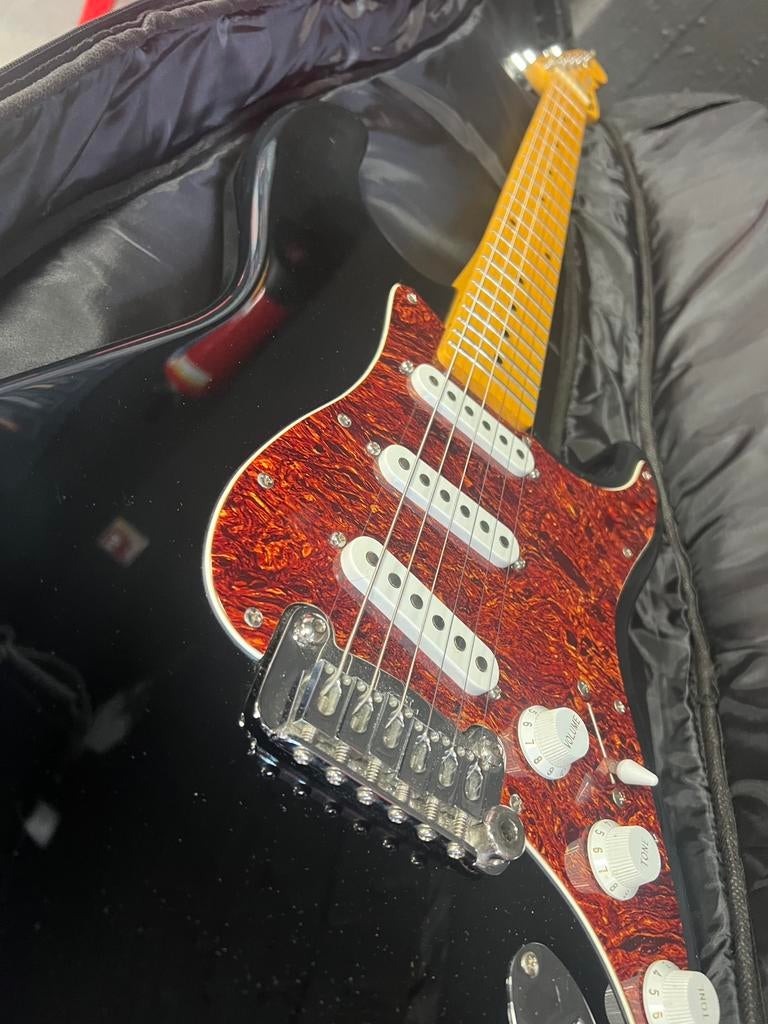 Start G&L Tribute Legacy, Muziek en Instrumenten, Ophalen, Zo goed als nieuw