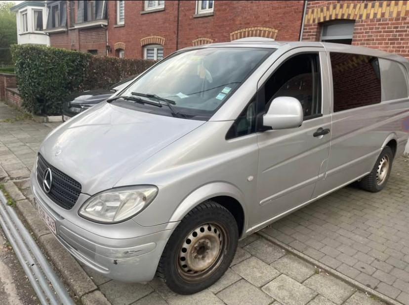 Mercedes Vito 120 cdi V6 3000 cc Lichte vracht, Auto's, Automaat, Stof, Zwart, 5 deurs