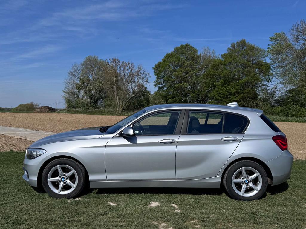 BMW 1 Serie 116 116i JOY Edition OPF (EU6d-TEMP), Autos, Argent ou Gris, Achat, Cruise Control, Entreprise