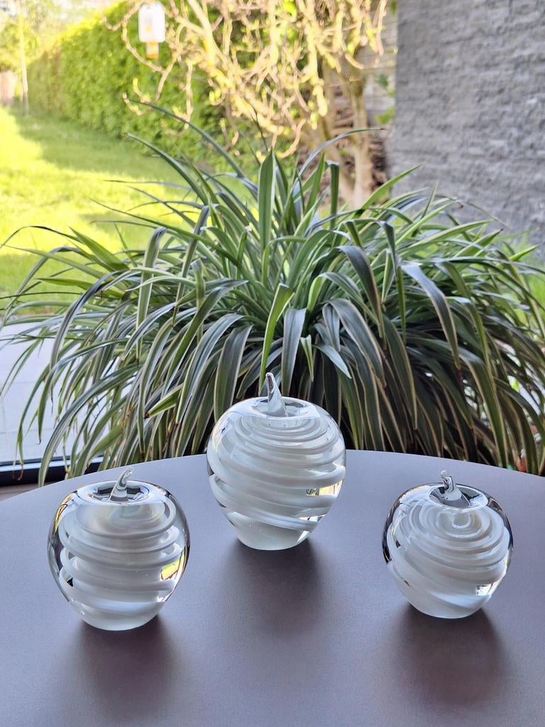 J-Line set: 3 glazen appels met witte presse papier, Maison & Meubles, Accessoires pour la Maison | Autre, Enlèvement, Neuf, Verre