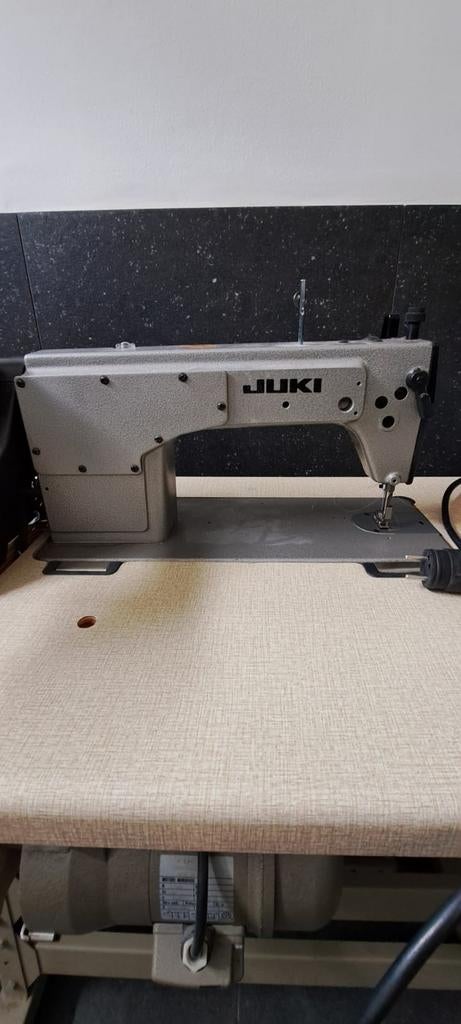 Piqueuse plate  Juki,, Ophalen, Naaimachine