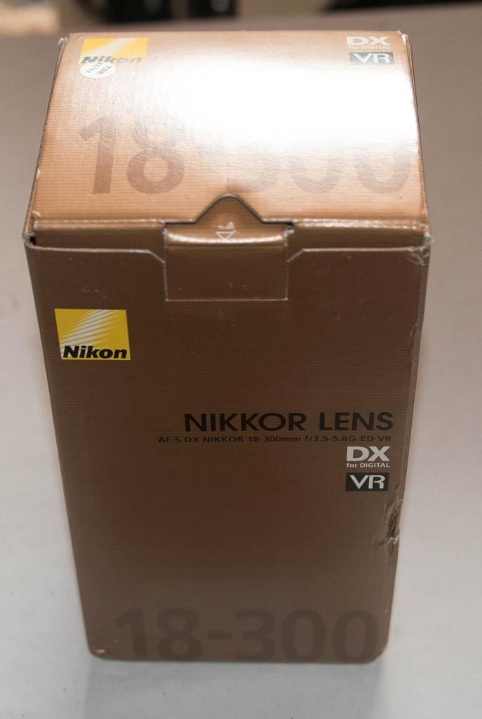 Objectif NIKKOR 18-300 mm f/3.5-5.6G, TV, Hi-fi & Vidéo, Photo | Lentilles & Objectifs, Comme neuf, Téléobjectif, Zoom, Enlèvement ou Envoi