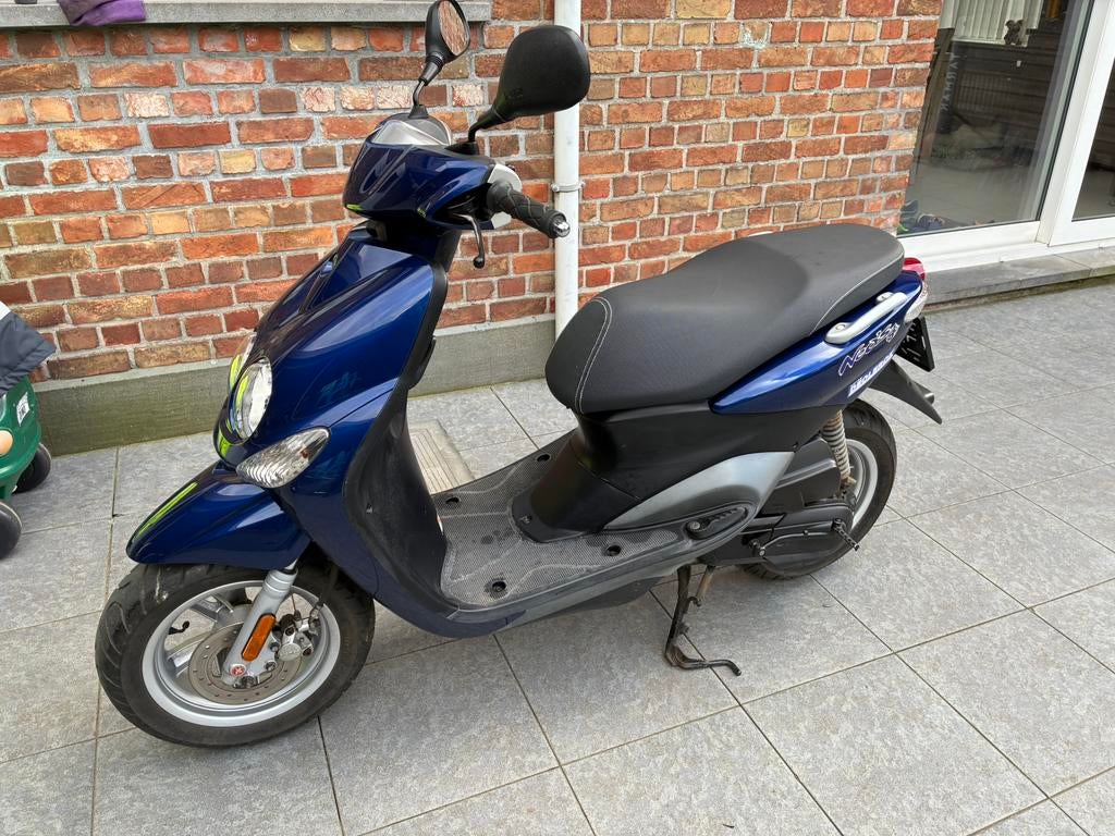 Yamaha Neos 4t klasse B met 8185 km, Vélos & Vélomoteurs, Scooters | Peugeot, Enlèvement, Comme neuf