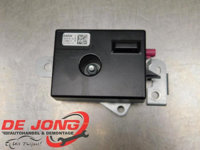 Antenne amplificateur d'un BMW X3, Autos : Pièces & Accessoires, -, 3 mois de garantie, Utilisé, -
