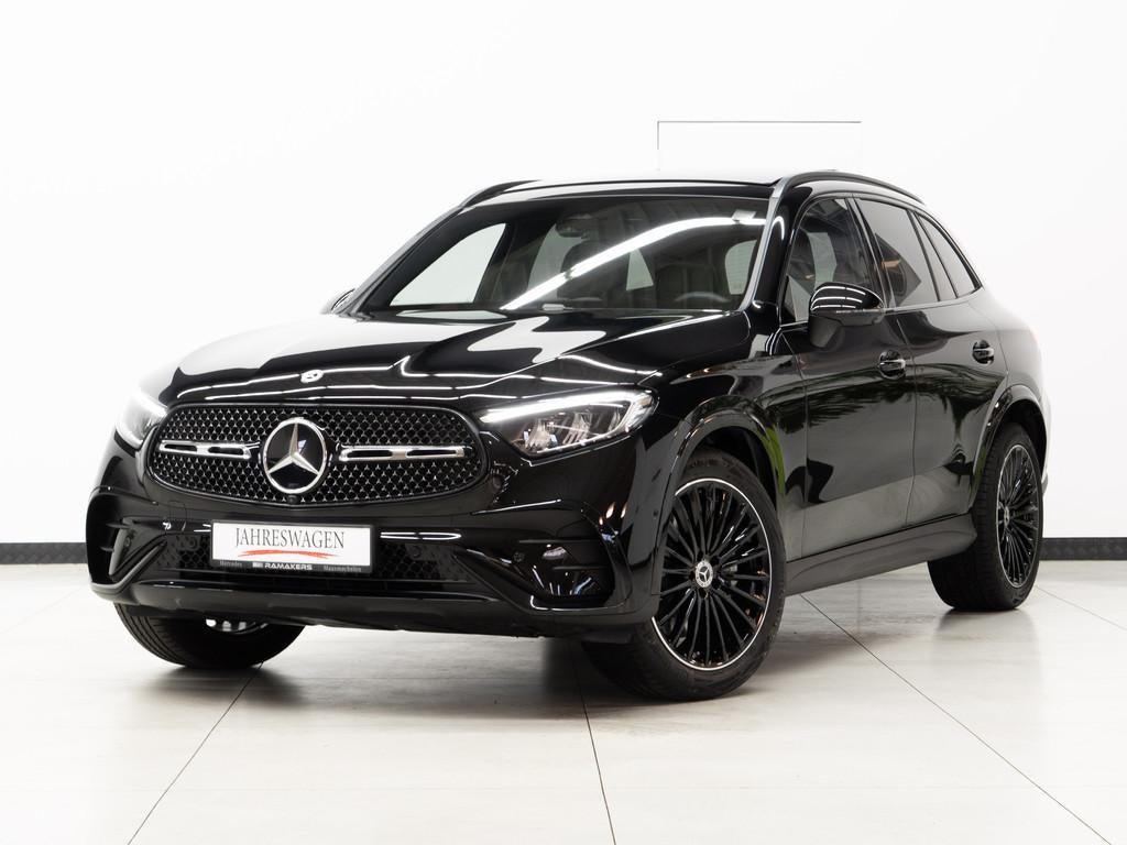 Mercedes-Benz GLC 300 4M AMG Night 20" PANORAMA Trekhaak 360, Autos, Mercedes-Benz, 170 g/km, Entreprise, Carnet d'entretien, Alcantara