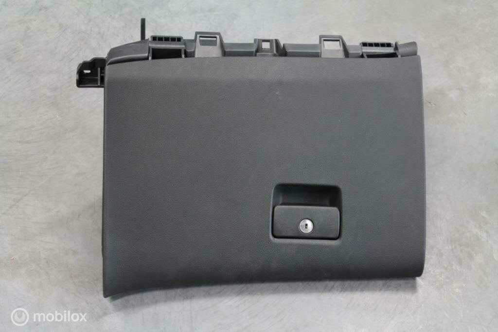 Boîte à gants Opel Cascada (2013-....)