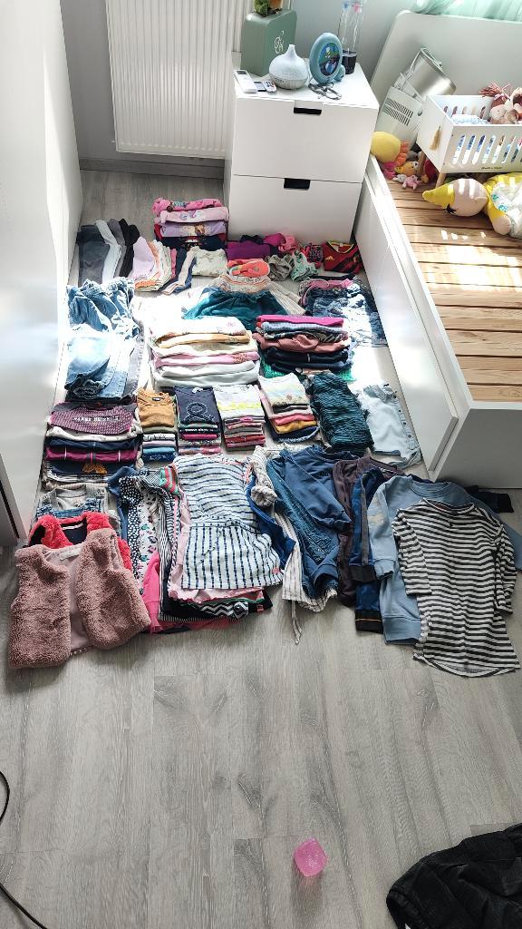 pakket meisjeskleding mt 104-110, Enfants & Bébés, Paquets de vêtements pour enfants, Utilisé, Taille 110, Enlèvement