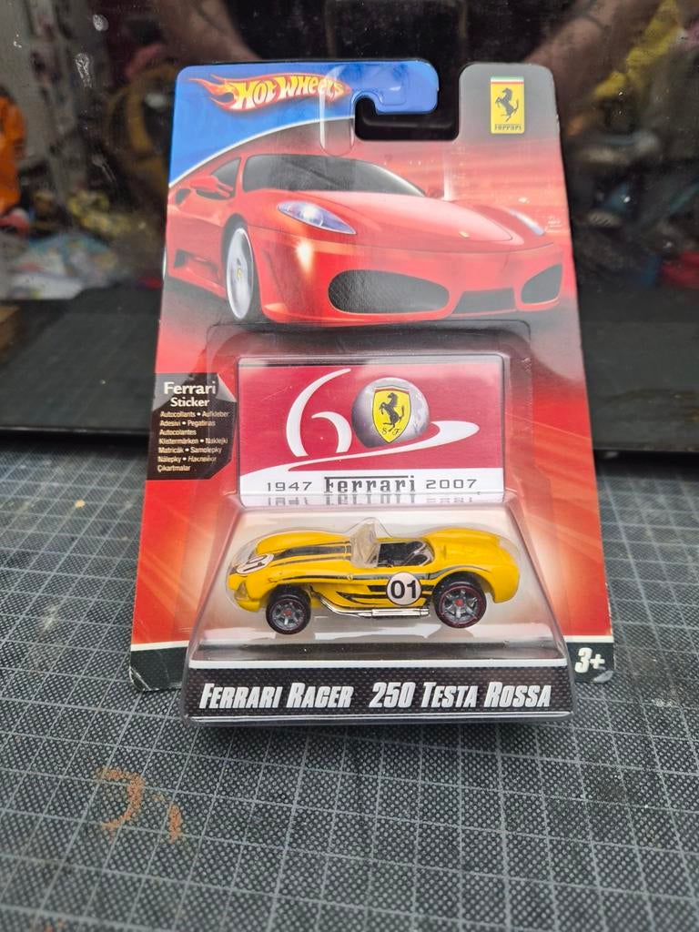 Hot wheels ferrari racer 250 testa rossa beschadigde kaart, Enlèvement ou Envoi, Utilisé, Voiture