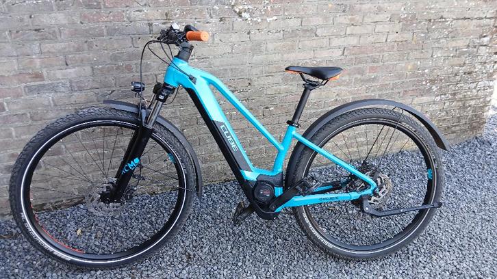 VTT électrique CUBE, Vélos & Vélomoteurs, Vélos | VTT & Mountainbikes, Utilisé, Femmes, Autres marques, VTT semi-rigide, Enlèvement