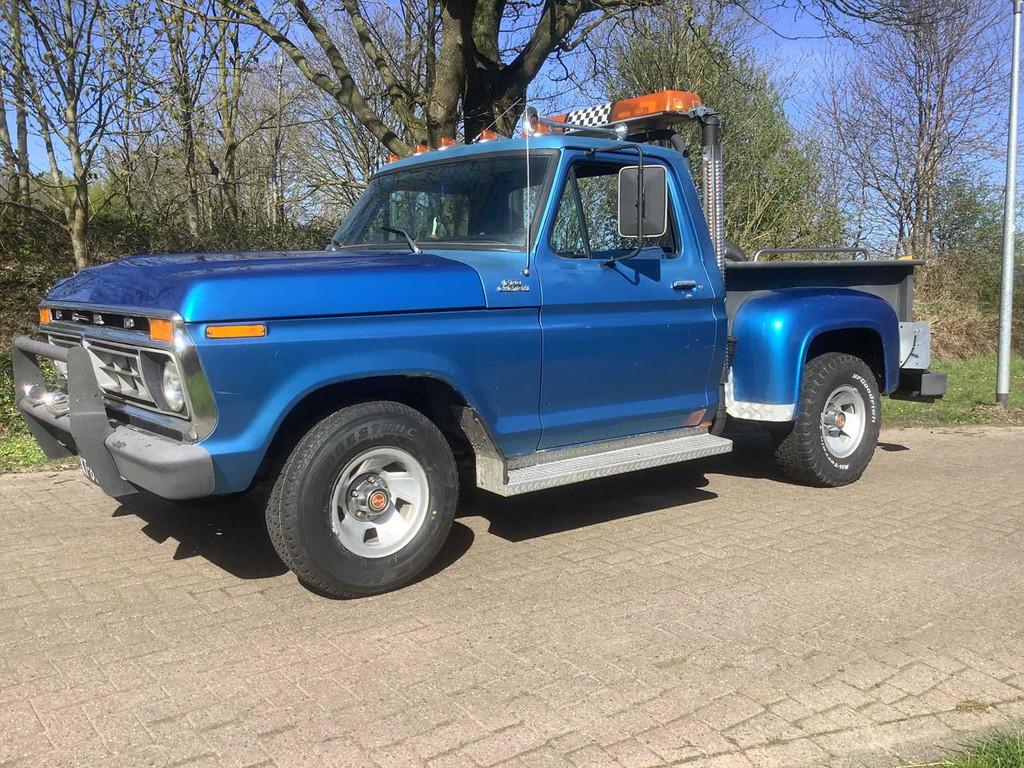 1977 Ford F 100 Oldtimer, Auto's, Vrachtwagens, Bedrijf, Ford, Benzine