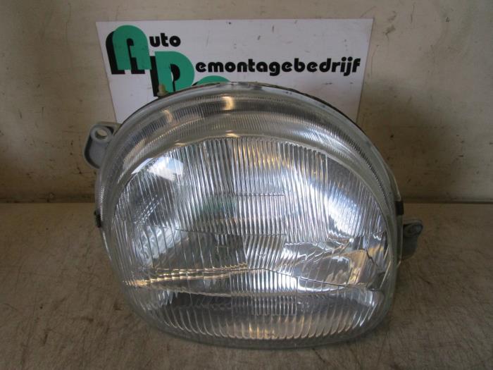 Phare droit d'un Renault Twingo (Twingo 98-), Autos : Pièces & Accessoires, Éclairage, Renault, Utilisé, 3 mois de garantie, Enlèvement ou Envoi