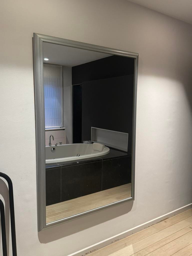 Elegante grote spiegel – gratis af te halen, Maison & Meubles, Accessoires pour la Maison | Miroirs, Enlèvement