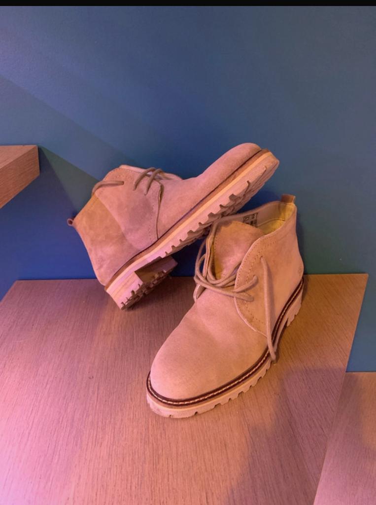 Chaussures : hush puppies, Enlèvement ou Envoi, Beige, Comme neuf, Boots et Botinnes