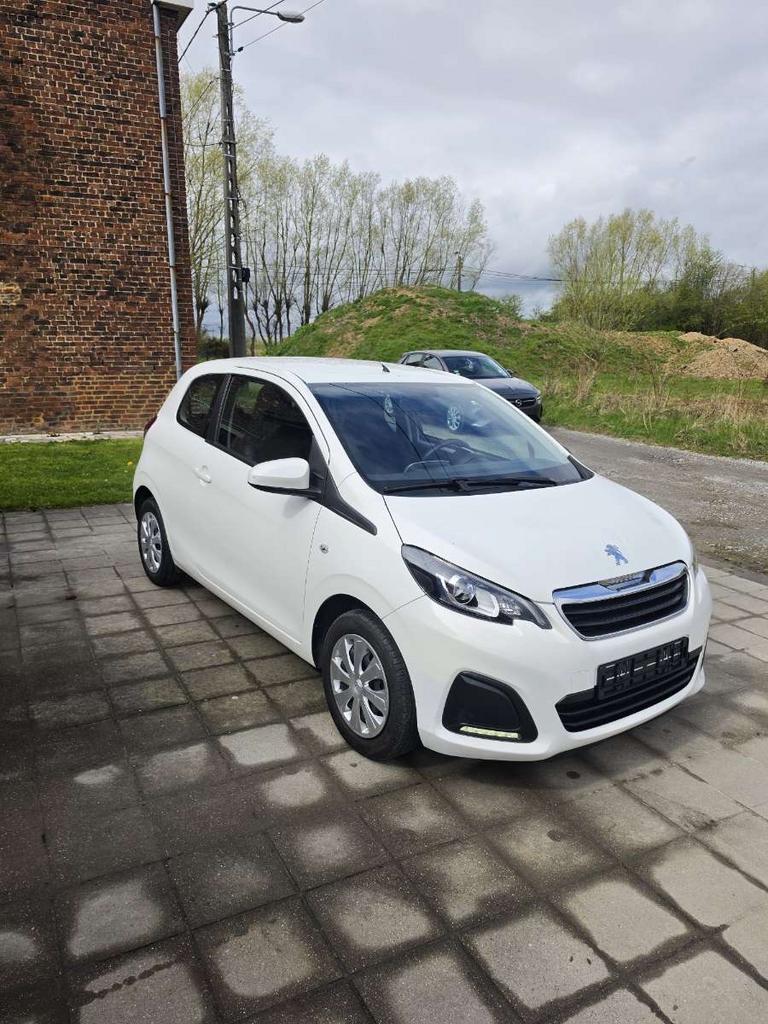 Peugeot 108 prete a immatriculer garantie, Auto's, Peugeot, Bluetooth, Bedrijf, Handgeschakeld, Te koop
