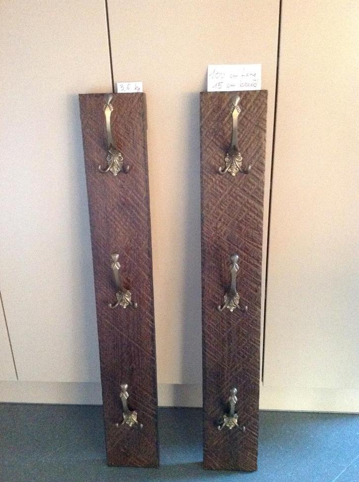 2 magnifiques porte-manteaux en chêne et bien plus encore..., Maison & Meubles, Accessoires pour la Maison | Portemanteaux, Comme neuf