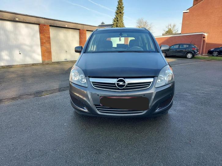 Opel Zafira 1.7 Diesel, Autos, Opel, Particulier, Zafira, Diesel, Euro 5, MPV ou Monospace, 5 portes, Boîte manuelle, Argent ou Gris