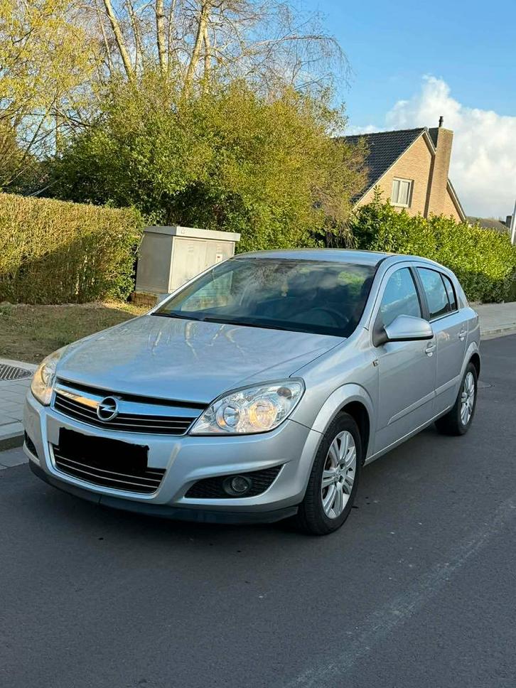 Ik verkoop een Opel Astra 1.7 cdi  Eco Flex Euro 4 uit 2010, Auto's, Opel, Particulier, Ophalen