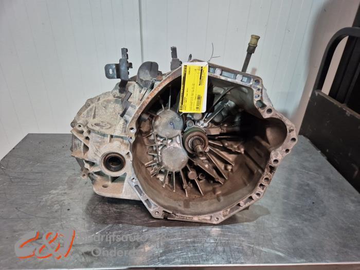 Boîte de vitesse d'un Renault Trafic, Autos : Pièces & Accessoires, Transmission & Accessoires, Renault, Utilisé, 3 mois de garantie