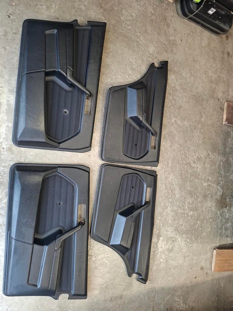 Panneaux de porte Mercedes 190 w201, Autos : Pièces & Accessoires, Enlèvement, Mercedes-Benz