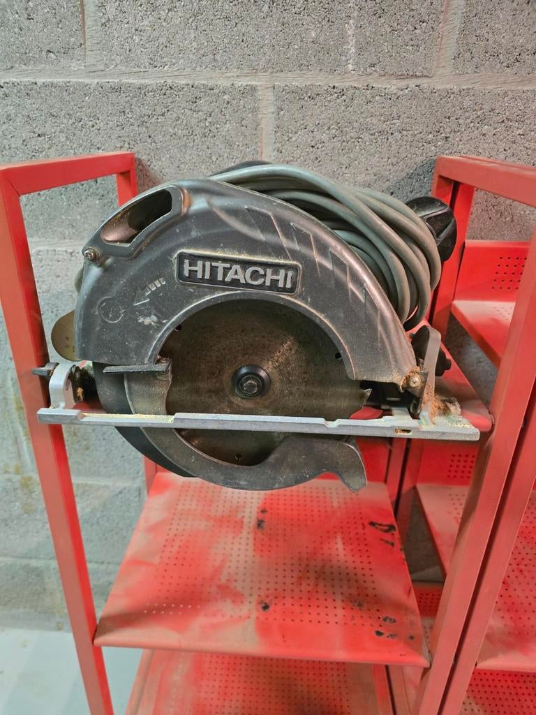 Cirkelzaag hitachi, Ophalen, Cirkelzaag