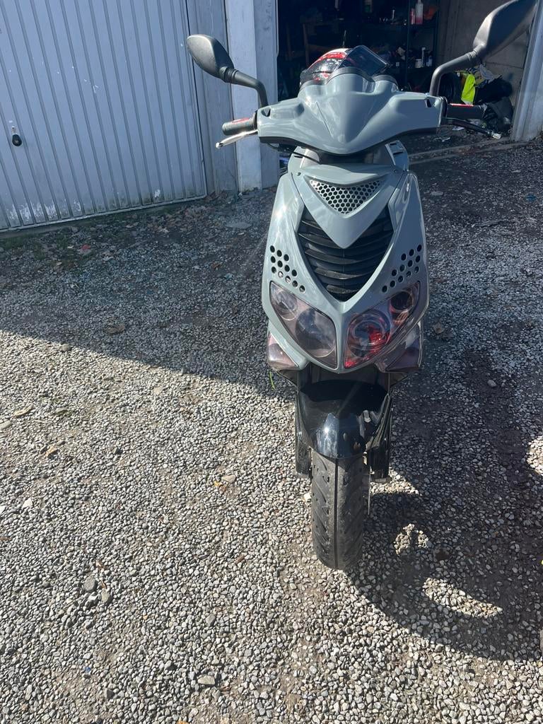 ECHANGE UNIQUEMENT CONTRE SYM JET 14 classe A, Fietsen en Brommers, Scooters | Peugeot, Ophalen, 45 cc, Klasse A (25 km/u), Zo goed als nieuw