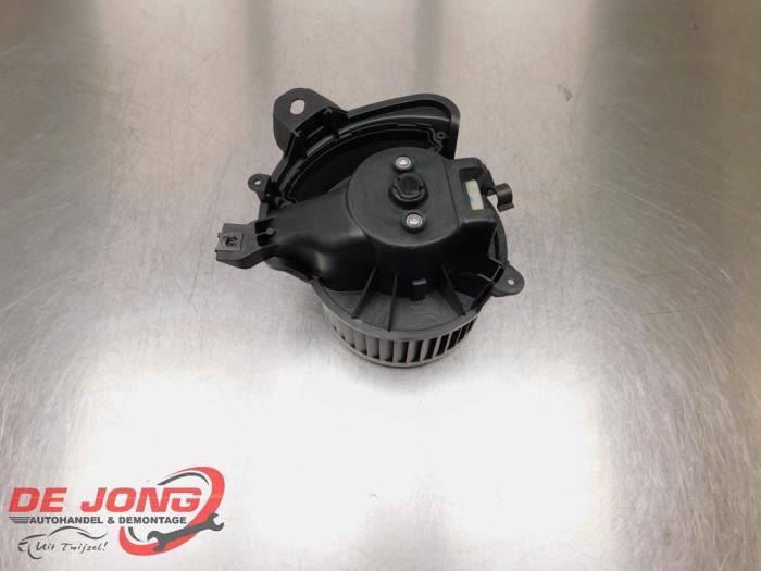 Kachel Ventilatiemotor van een Fiat Punto Grande, Gebruikt, -, -, Ophalen of Verzenden