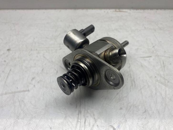 HOGEDRUKPOMP BMW 1 serie (F20) (|13518605103|), Auto-onderdelen, Brandstofsystemen, BMW, Gebruikt