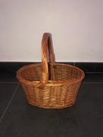 Kleine handgemaakte rieten mand, Ophalen, Mand, Zo goed als nieuw, Riet