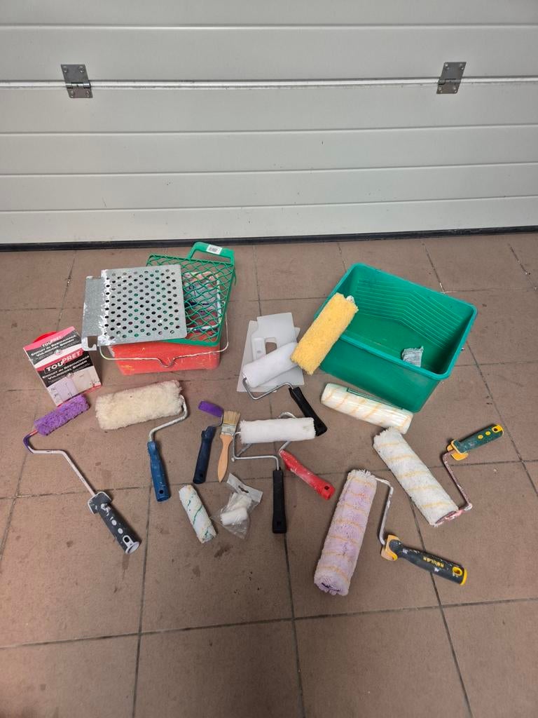 Lot complet peinture  rouleaux + bacs + accessoires, Bricolage & Construction, Matériel de peinture