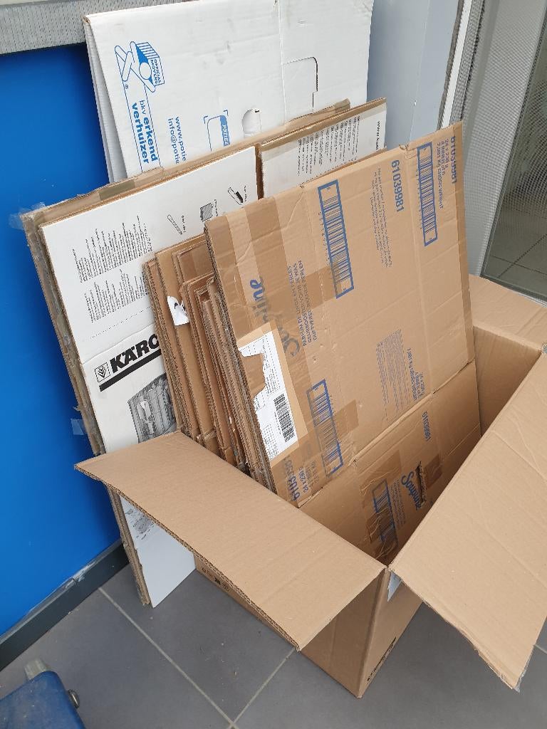 Verhuisdozen, Doe-het-zelf en Bouw, Ophalen, Minder dan 50 cm, Minder dan 40 cm, 35 tot 50 cm