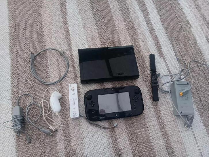 Wii u set, Games en Spelcomputers, Spelcomputers | Nintendo Wii U, Zo goed als nieuw, Met 1 controller, Ophalen