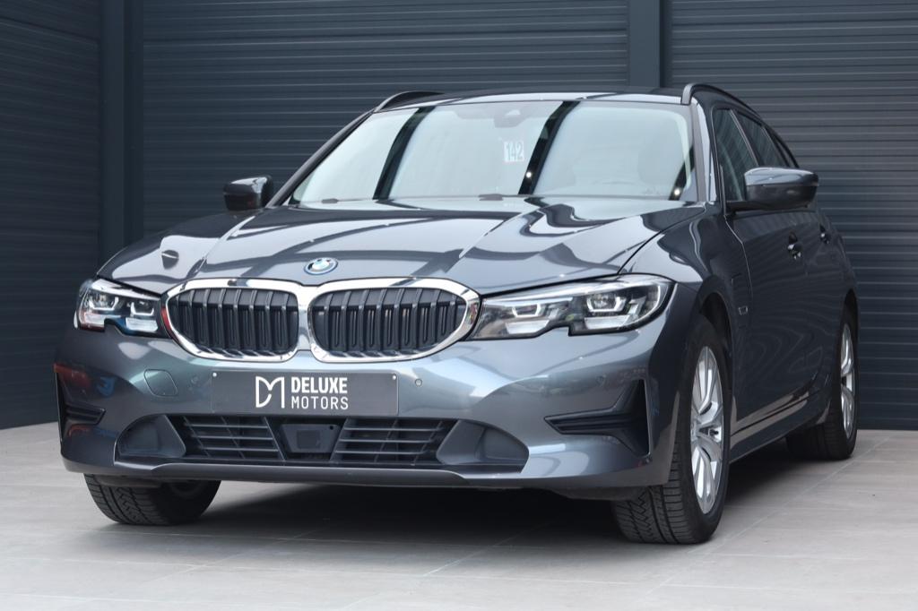 Siège en cuir adaptatif C pour BMW 320 eA Touring Navi Sport, Autos, BMW, Entreprise, Achat, Série 3, ABS, Airbags, Air conditionné