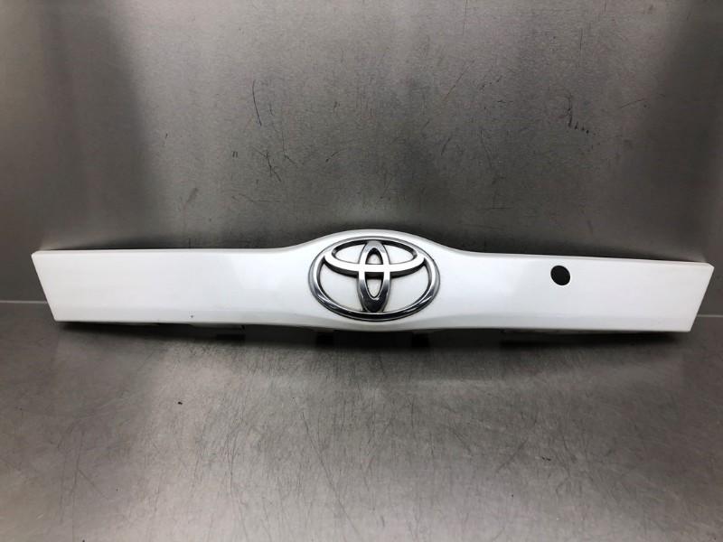 POIGNEE COFFRE / HAYON ARRIERE Toyota Verso S, Autos : Pièces & Accessoires, Utilisé, Toyota