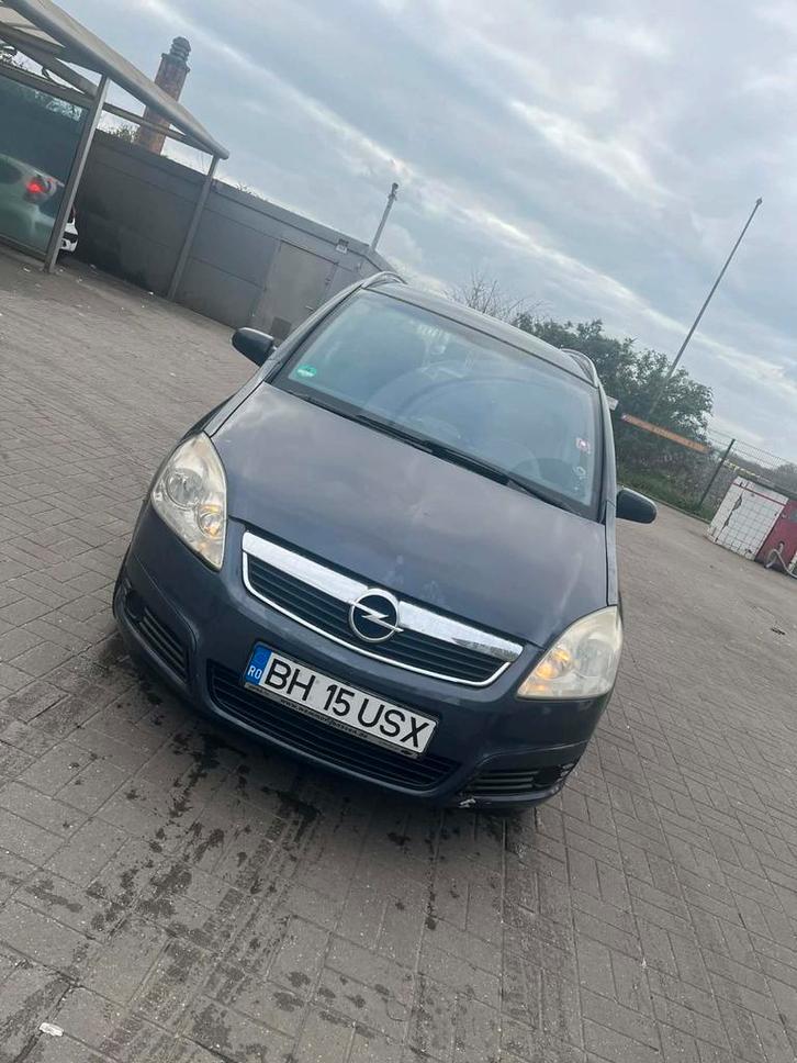 OPEL ZAFIRA 7 PLACE 1.9 CDTI plaque roumain, Autos, Opel, Particulier, Zafira, Diesel