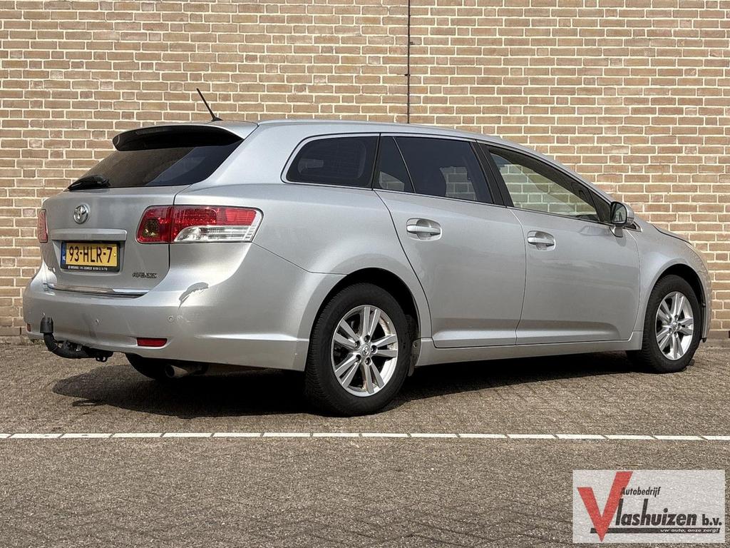 Toyota Avensis Wagon 1.8 VVTi Dynamic | Climate | Cruise | N, Auto's, Toyota, Avensis, Zwart, Bedrijf, Traction-control
