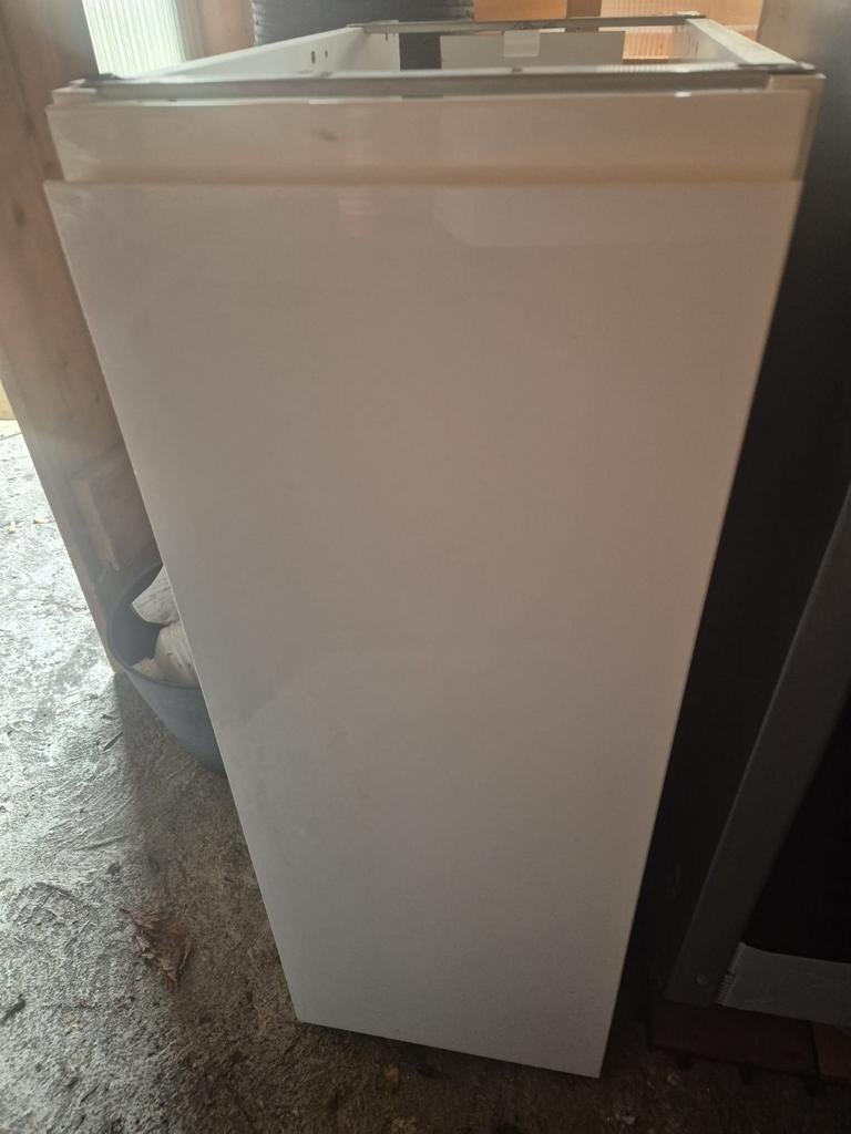 Armoire de rangement  armoire médicale, Maison & Meubles, Armoires | Casiers, Enlèvement