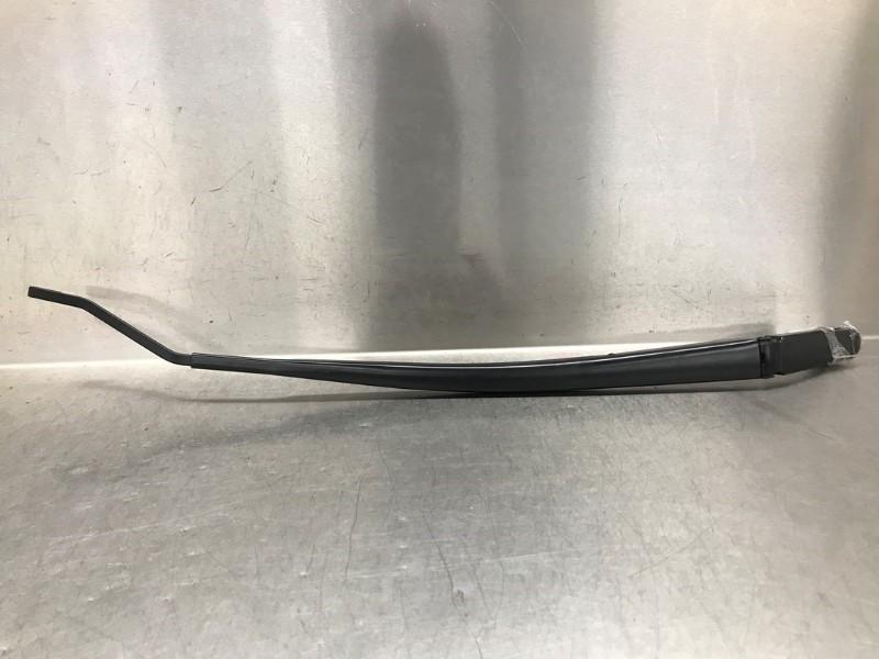 RUITENWISSERARM VOOR Toyota Yaris IV (P21 / PA1 / PH1), Gebruikt, Toyota