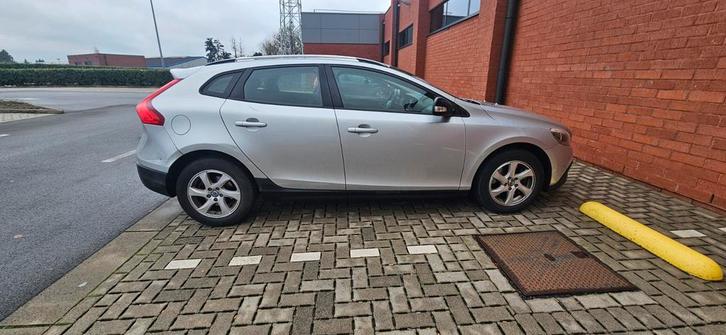 Volvo V40 Cross Country 2013 D3 2.0, Autos, Volvo, Particulier, V40, Airbags, Diesel, Euro 5, Enlèvement