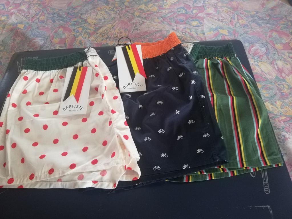 3 nieuwe boxershorts jongens maat 146, 2 pyjama's maat 128, Kinderen en Baby's, Ophalen, Maat 128