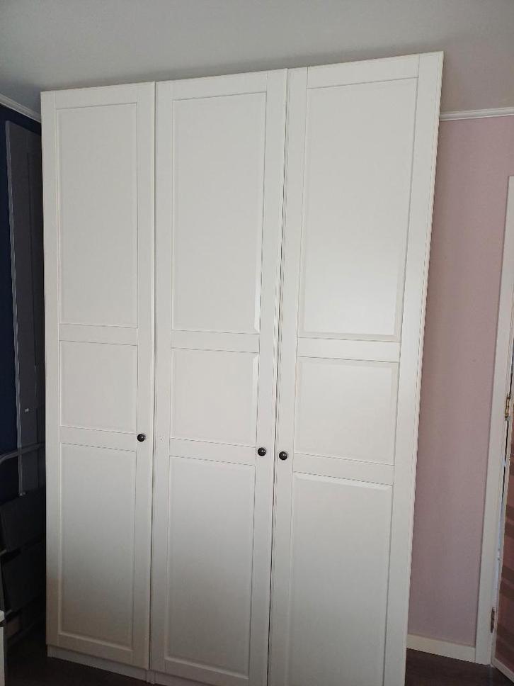 Combinatie witte Ikea Pax kleerkasten inclusief deuren, Huis en Inrichting, Kasten | Kleerkasten, Gebruikt, 200 cm of meer, 100 tot 150 cm