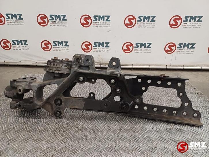 Occ support de montage châssis gauche Mercedes, Autos : Pièces & Accessoires, Pièces camion, Mercedes-Benz, Suspension et Châssis