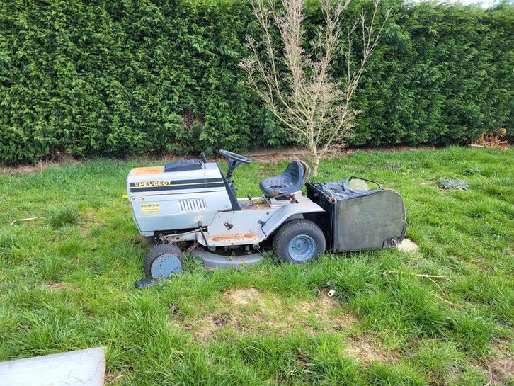 Zitmaaier peugeot, Tuin en Terras, Zitmaaiers, Ophalen