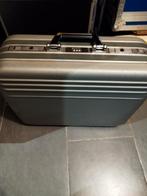 Valise pour musiciens ou autres usages avec clé et code, Musique & Instruments, Enlèvement ou Envoi