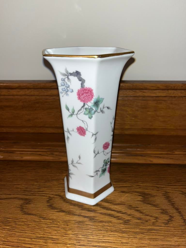 Seltmann porseleinen vaas, Enlèvement