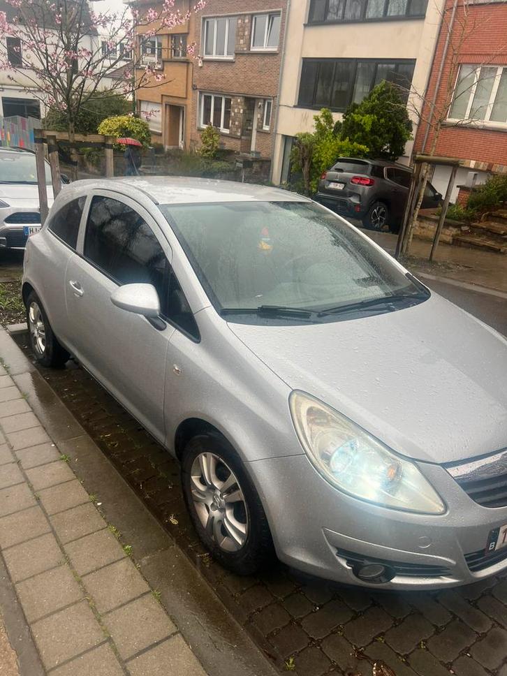 Opel corsa 1.2 essence automatique, Autos, Opel, Entreprise, Corsa, ABS, Airbags, Air conditionné, Android Auto, Apple Carplay
