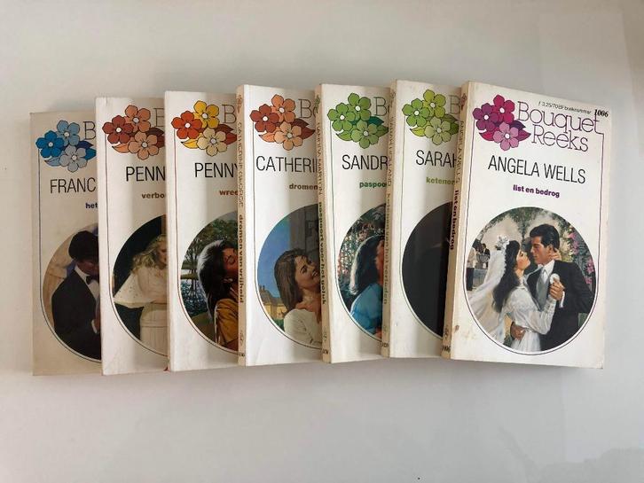 Pockets Harlequin Bouquet reeks, Boeken, Romans, Gelezen, Ophalen of Verzenden