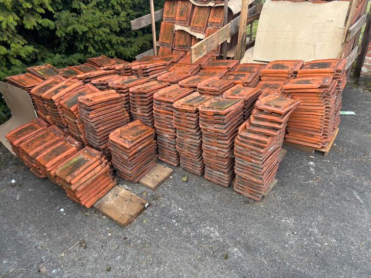 Loin d'une bonne offre, Bricolage & Construction, Tuiles & Revêtements de toit, Utilisé, Tuiles, Pierre ou Argile, Rouge, 15 m² ou plus
