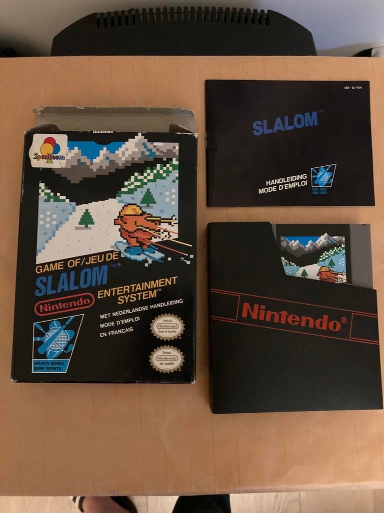 Jeu Nintendo NES Slalom, Consoles de jeu & Jeux vidéo, Jeux | Nintendo NES, Utilisé, Sport, Enlèvement ou Envoi