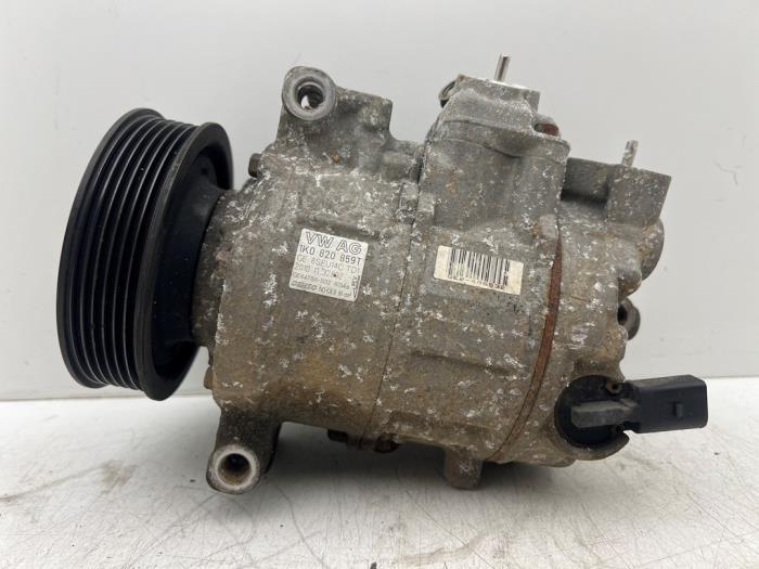 Aircopomp van een Volkswagen Golf, Gebruikt, -, Volkswagen, -