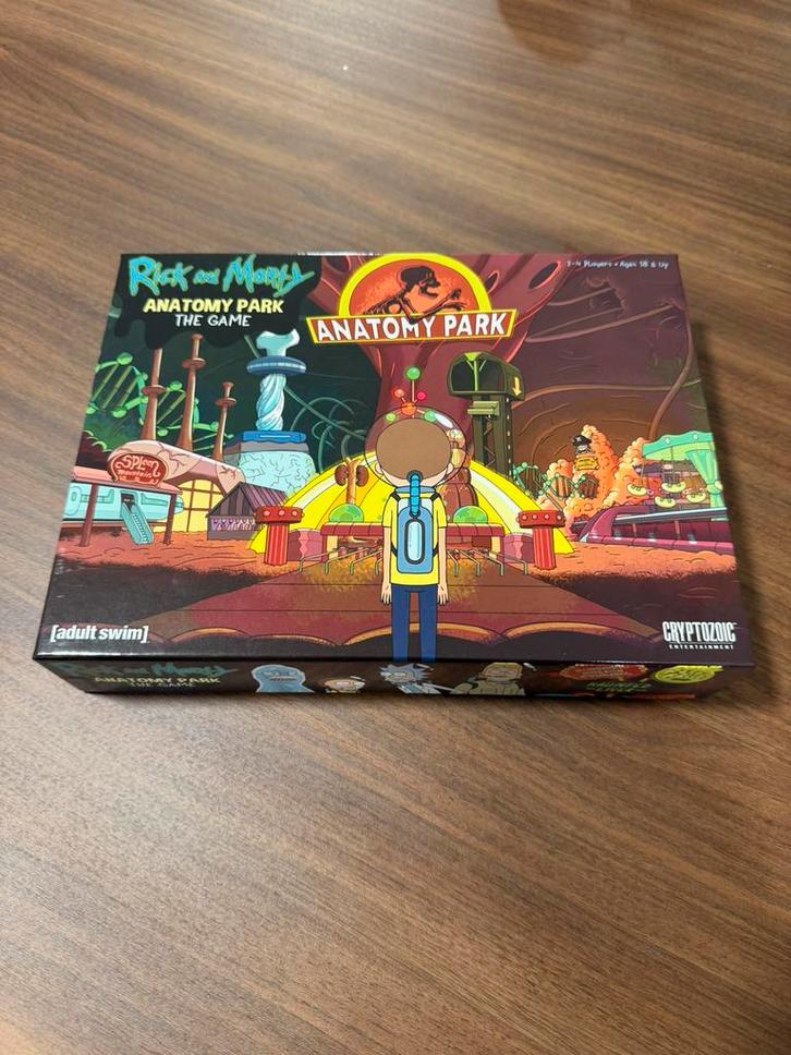 Rick & Morty - Anatomy Park Bordspel, Hobby en Vrije tijd, Gezelschapsspellen | Bordspellen, Nieuw, Drie of vier spelers, Ophalen of Verzenden